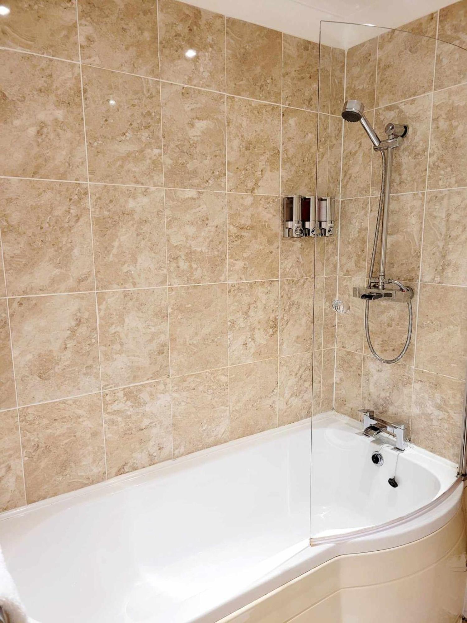 Apartment 2 Дарлингтън Екстериор снимка